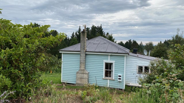 Lifestyle Asking Price NZ$315,000 + GST: 338 Tuahu Road, Tauwhareparae ...