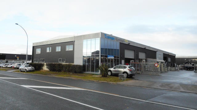 Commercial Asking Price NZ$125,000 + GST: 79 Truman Lane, Mt Maunganui ...