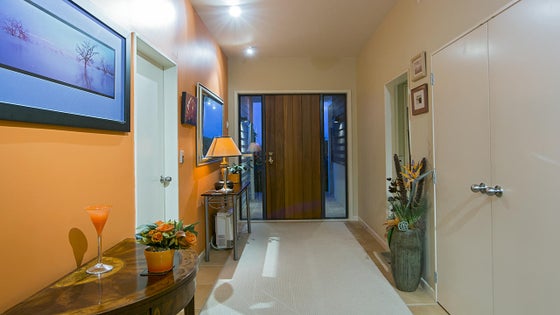 2841811_3.jpg