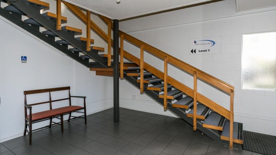 2850498_3.jpg