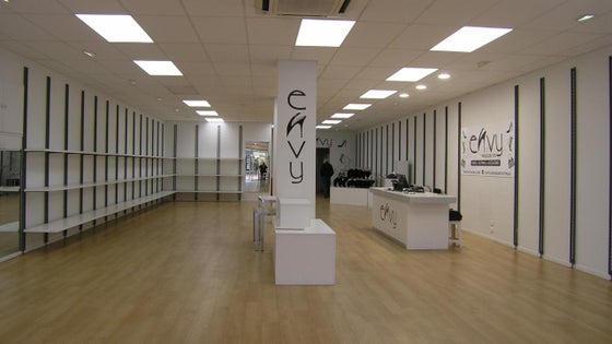 2851229_3.jpg