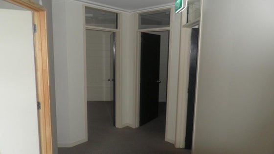 3001006_2.jpg