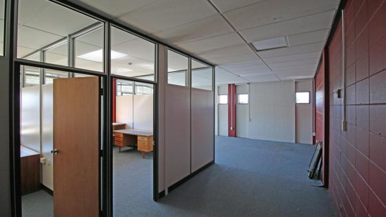 3050639_3.jpg