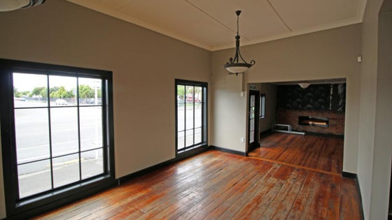 3050647_2.jpg