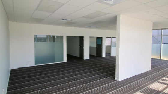 3051764_3.jpg
