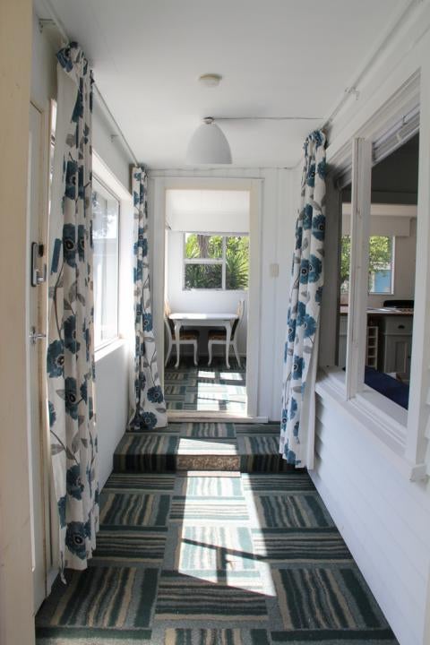 3230650_3.jpg