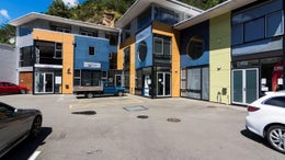 3251497_1.jpg
