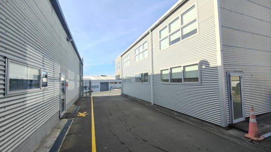 3254895_2.jpg