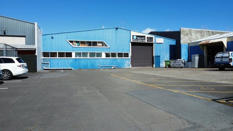 3258255_1.jpg