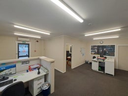3258815_1.jpg