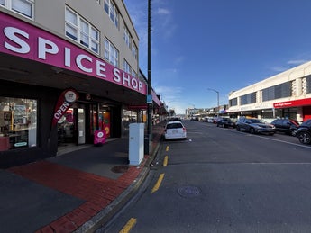 3258852_1.jpg