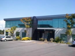 376749_1.jpg