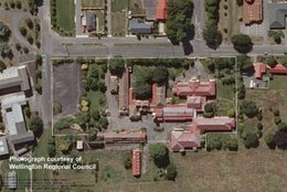 391989_1.jpg