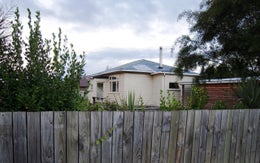 392128_1.jpg