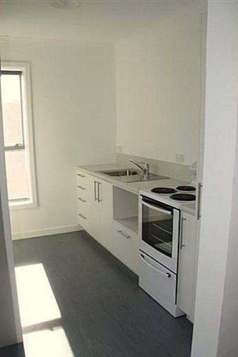 4003057_3.jpg