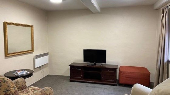 4003212_2.jpg