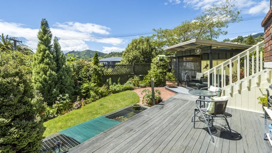 Residential Offers/Enquiries Over NZ$895,000: 2 View Mount, Stoke ...