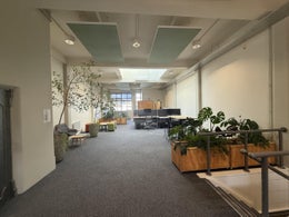 4006037_1.jpg