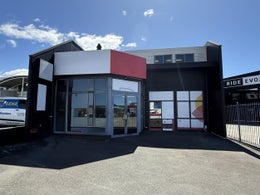 4006127_1.jpg