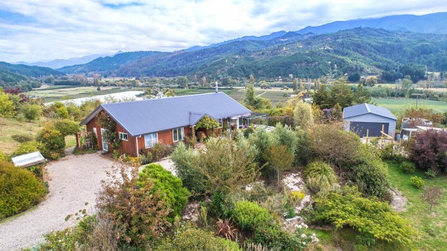 Residential Private Treaty: 130 Mytton Heights, Motueka, Tasman | Bayleys