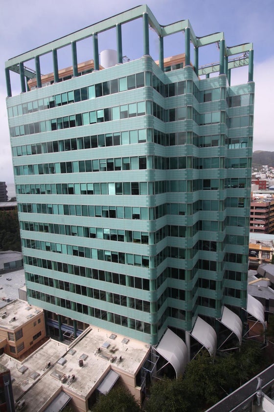 405595_2.jpg