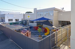 405676_1.jpg