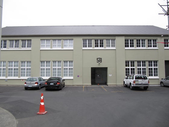 4106005_3.jpg