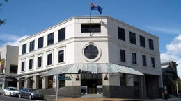 4108062_1.jpg