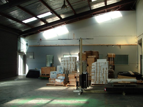 4108335_3.jpg