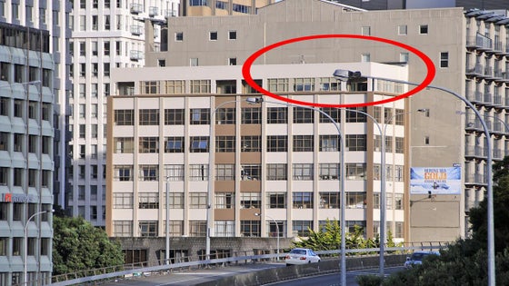 411963_2.jpg