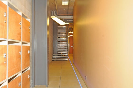 412029_3.jpg