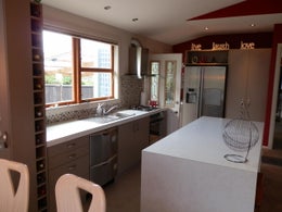 412129_1.jpg