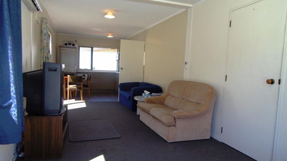 4130398_2.jpg