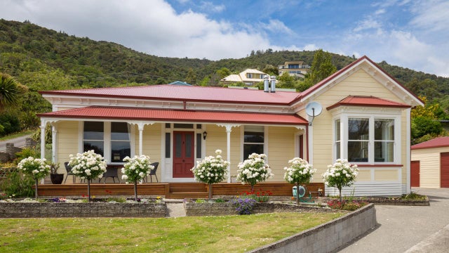 Residential Asking Price Nz639000 7 Rutland Street Picton