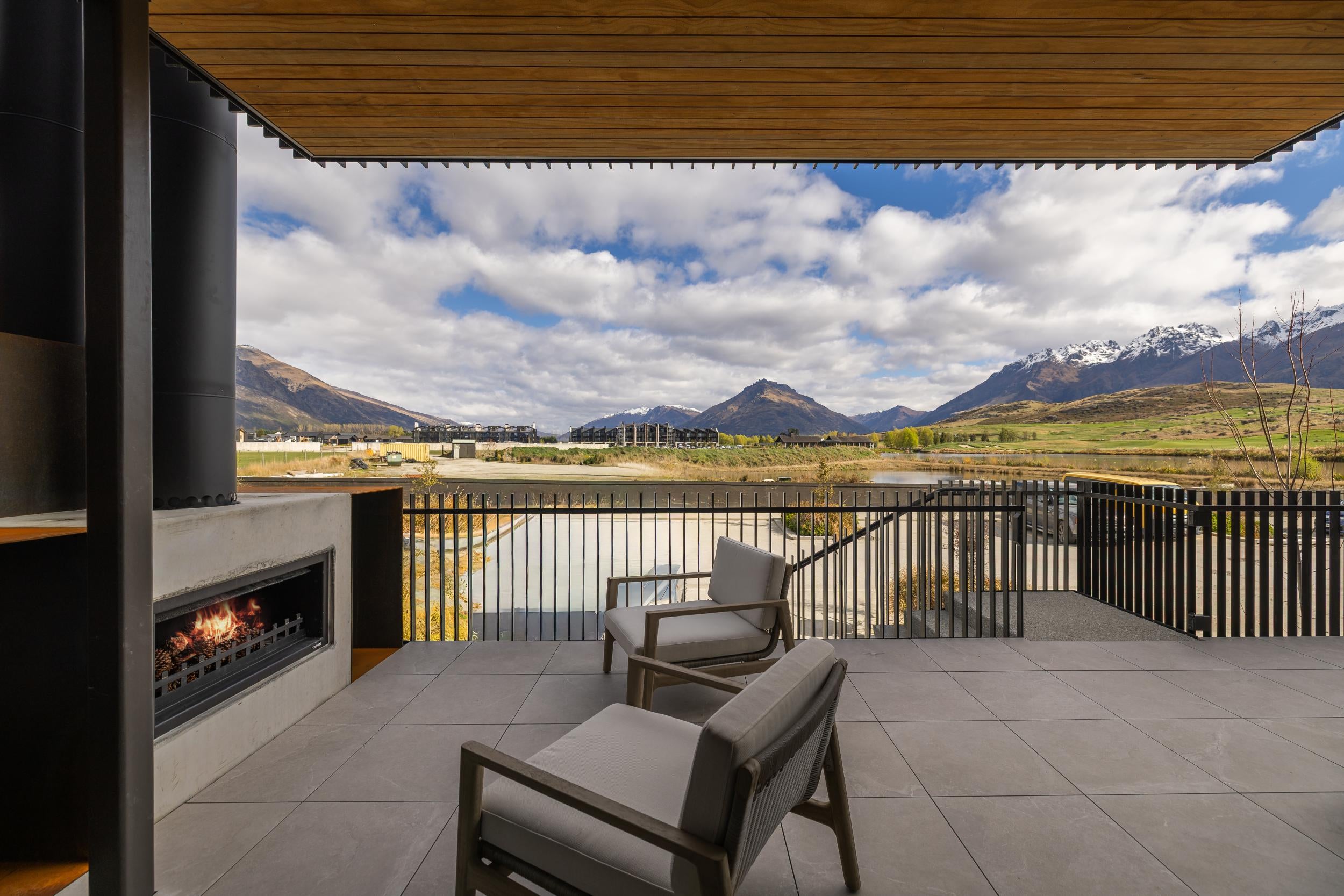 Photo 4 of 2 McKinlay Lane, Jacks Point, Queenstown