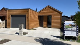 4503284_1.jpg