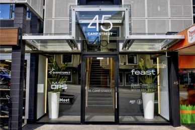 4504983_1.jpg