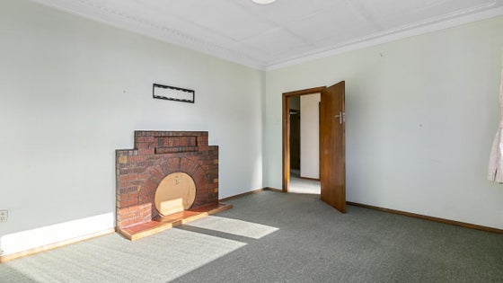 4600630_2.jpg