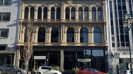 4600993_1.jpg