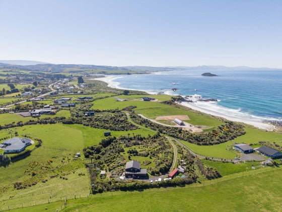 4604102_2.jpg