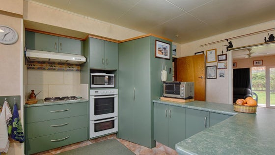 4700310_3.jpg