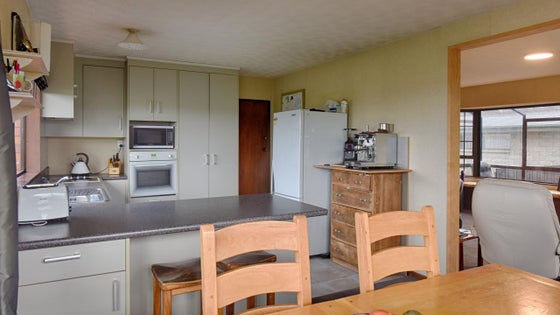 4700316_3.jpg