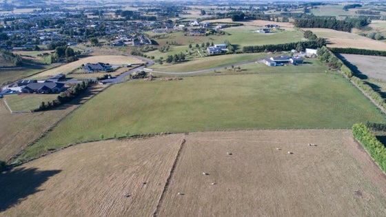4700402_3.jpg