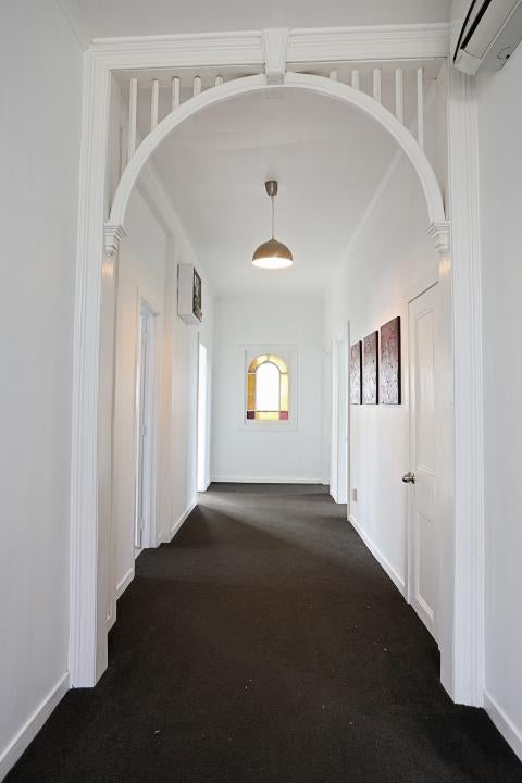 4850281_2.jpg