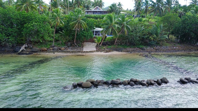 Entire House / Apartment Island Breeze, Savusavu, Fiji - www