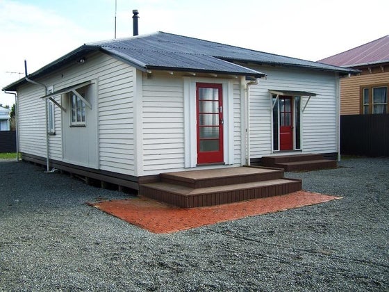 511596_3.jpg