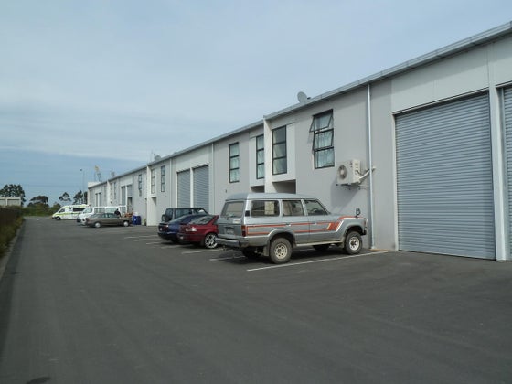 513743_3.jpg