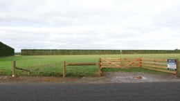 516073_1.jpg
