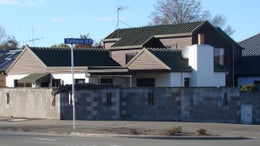 516549_1.jpg