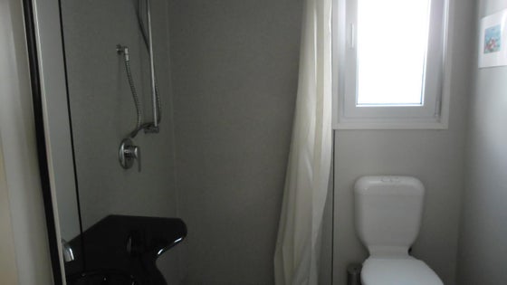 517658_2.jpg